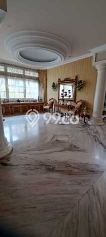Rumah Luxury Modern Tanpa Renovasi di Meruya Jakarta Barat Rumah Luxury Modern Tanpa Renovasi di Meruya Jakarta Barat