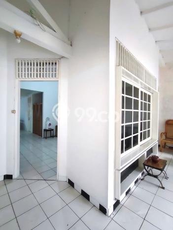 For Sale! Luxury House LT 225m2 Desain Elegan di Lebak Bulus For Sale! Luxury House LT 225m2 Desain Elegan di Lebak Bulus