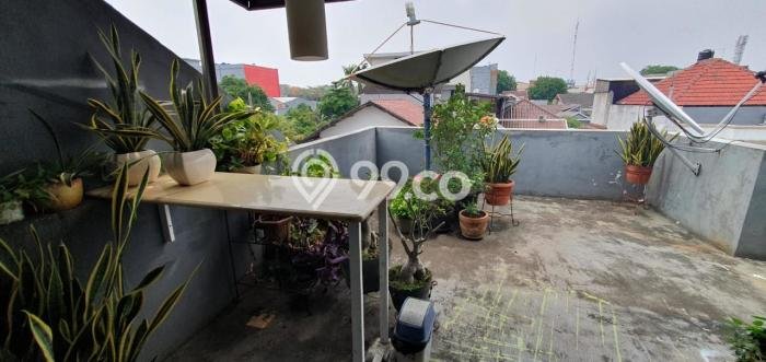 Jual Rumah Mewah Elegan Dengan View Eksklusif di Meruya, Jakarta Barat Jual Rumah Mewah Elegan Dengan View Eksklusif di Meruya, Jakarta Barat