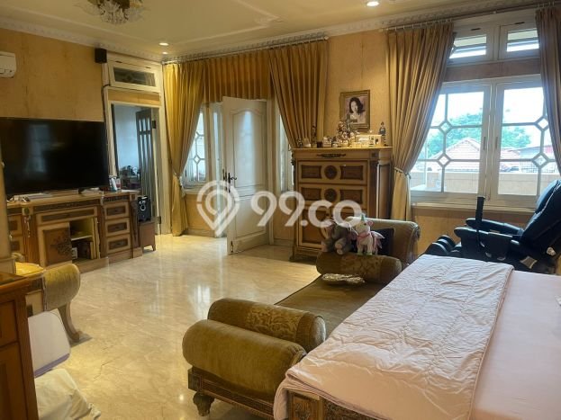 Rumah Luxury Modern Tanpa Renovasi di Meruya Jakarta Barat Rumah Luxury Modern Tanpa Renovasi di Meruya Jakarta Barat