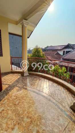 Jual Rumah Luas Elegan Dengan View Cantik di Pondok Gede, Bekasi Jual Rumah Luas Elegan Dengan View Cantik di Pondok Gede, Bekasi