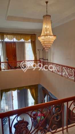 Jual Rumah Luas Elegan Dengan View Cantik di Pondok Gede, Bekasi Jual Rumah Luas Elegan Dengan View Cantik di Pondok Gede, Bekasi