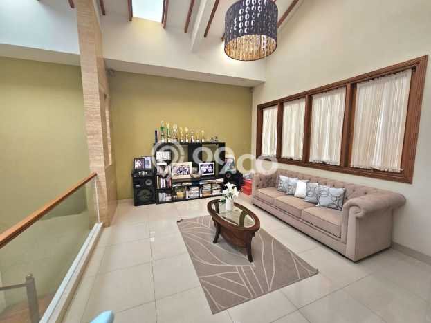 Ready to Use! Premium House LT 153m2 Desain Modern di Pondok Indah Ready to Use! Premium House LT 153m2 Desain Modern di Pondok Indah