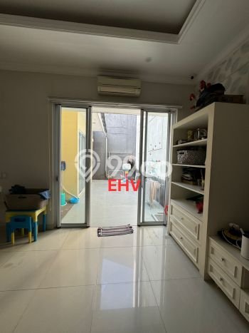 Hunian Mewah Siap Huni LT 160m2 di Tangerang, Tangerang Hunian Mewah Siap Huni LT 160m2 di Tangerang, Tangerang
