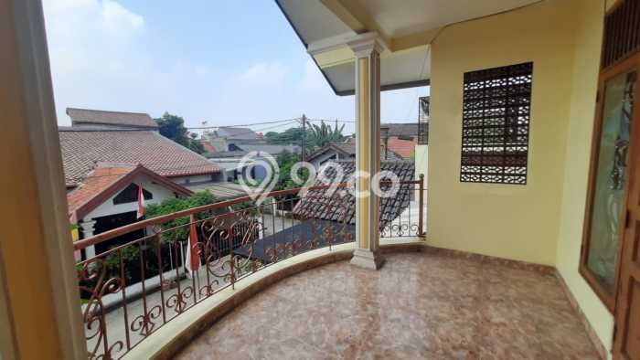 Jual Rumah Luas Elegan Dengan View Cantik di Pondok Gede, Bekasi Jual Rumah Luas Elegan Dengan View Cantik di Pondok Gede, Bekasi