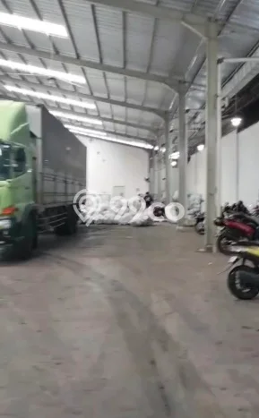 Gudang Disewakan di Area Ramai Tangerang, Tangerang Gudang Disewakan di Area Ramai Tangerang, Tangerang