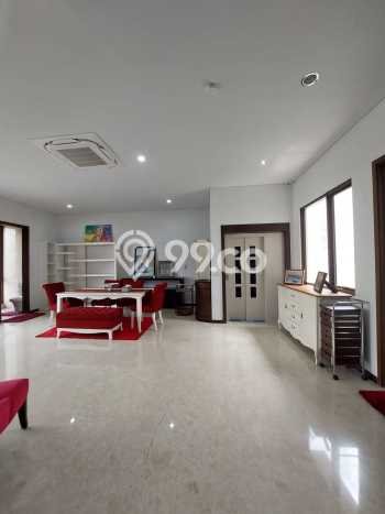 Disewakan Rumah Harga Terjangkau di BSD City Tangerang dengan 4 Kamar Tidur Disewakan Rumah Harga Terjangkau di BSD City Tangerang dengan 4 Kamar Tidur