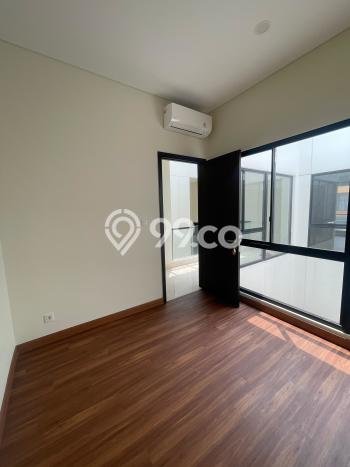 Rumah Sewa Tangerang LT 153m2 LB 196m2 Area Summarecon Serpong Rumah Sewa Tangerang LT 153m2 LB 196m2 Area Summarecon Serpong