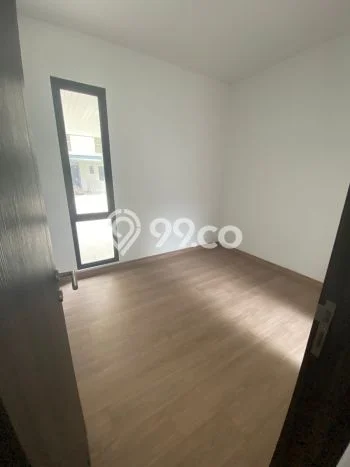 Rumah sewa siap huni 4 KT di BSD City, Tangerang Rumah sewa siap huni 4 KT di BSD City, Tangerang