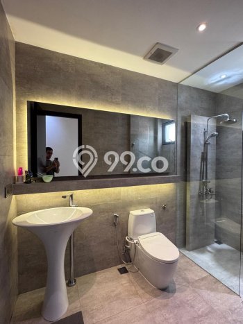 Dijual Rumah Mewah Elegan Dengan View Cantik di BSD City, Tangerang Dijual Rumah Mewah Elegan Dengan View Cantik di BSD City, Tangerang