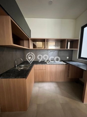 Disewakan! Rumah 3 Kamar Tidur &
3 Kamar Mandi di BSD City, Tangerang Disewakan! Rumah 3 Kamar Tidur &
3 Kamar Mandi di BSD City, Tangerang