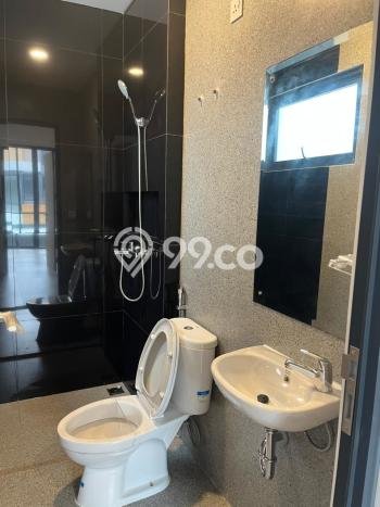 Disewakan! Rumah 4 Kamar Tidur &
4 Kamar Mandi di BSD City, Tangerang Disewakan! Rumah 4 Kamar Tidur &
4 Kamar Mandi di BSD City, Tangerang