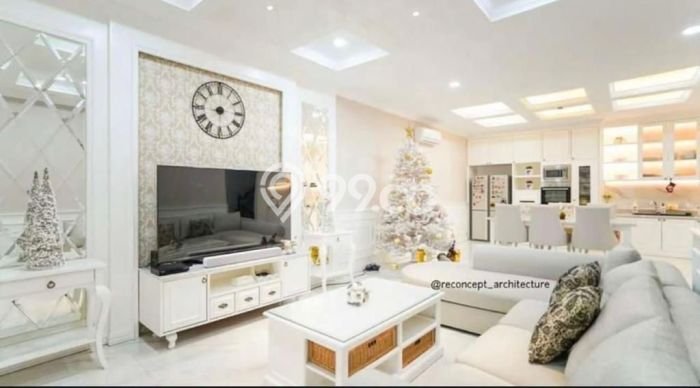 Dijual Rumah Mewah Megah Dengan View Eksklusif di Taman Kencana, Jakarta Barat Dijual Rumah Mewah Megah Dengan View Eksklusif di Taman Kencana, Jakarta Barat