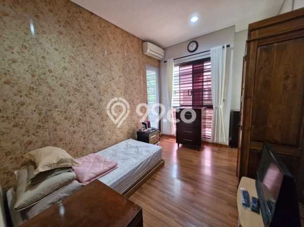 Rumah Mewah LB 152m2 Siap Pakai Desain Elegan di BSD, Tangerang Rumah Mewah LB 152m2 Siap Pakai Desain Elegan di BSD, Tangerang