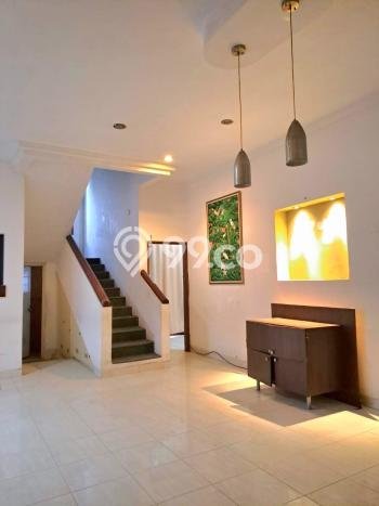 Jual Rumah Bagus Siap Huni LB 270m2 di Cimanggis, Depok Jual Rumah Bagus Siap Huni LB 270m2 di Cimanggis, Depok