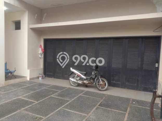 Rumah Elit LB 400m2 Siap Pakai Desain Elegan di Cibubur, Bogor Rumah Elit LB 400m2 Siap Pakai Desain Elegan di Cibubur, Bogor