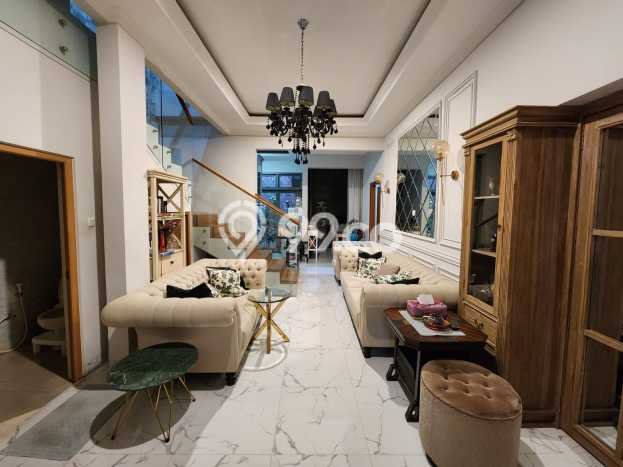 Dijual Rumah Premium dengan Fasilitas Sekitar Lengkap di Karawaci, Tangerang Dijual Rumah Premium dengan Fasilitas Sekitar Lengkap di Karawaci, Tangerang