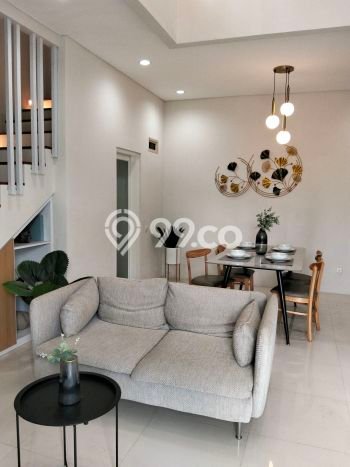 JUAL CEPAT! Rumah Siap Huni Lokasi Premium Blimbing, Luas 72m2m² Bangunan 110m2m² JUAL CEPAT! Rumah Siap Huni Lokasi Premium Blimbing, Luas 72m2m² Bangunan 110m2m²