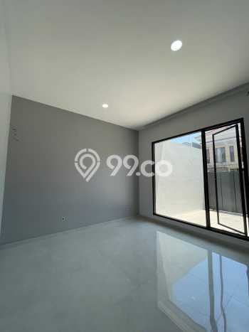 Rumah PREMIUM! area Manyar, Surabaya, Luas 176m2m² LB 250m2m², BISA KPR Rumah PREMIUM! area Manyar, Surabaya, Luas 176m2m² LB 250m2m², BISA KPR