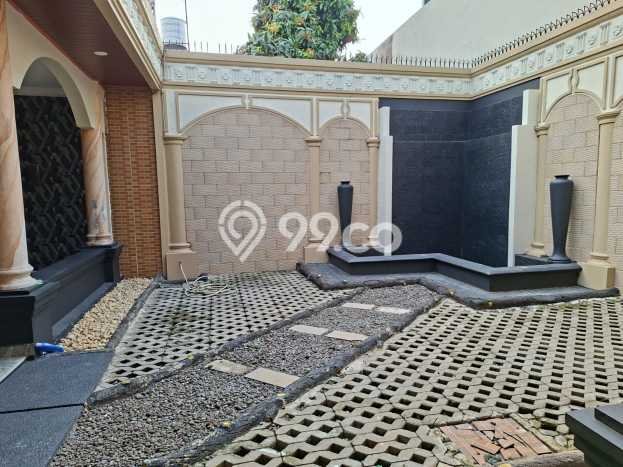 Lokasi strategis! Rumah siap pakai disewakan di BSD LB 200m2 Lokasi strategis! Rumah siap pakai disewakan di BSD LB 200m2