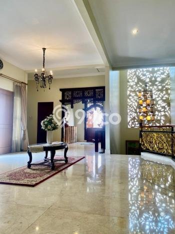 Jual Rumah Luas Elegan Dengan View Cantik di Tanjung Barat, Jakarta Selatan Jual Rumah Luas Elegan Dengan View Cantik di Tanjung Barat, Jakarta Selatan