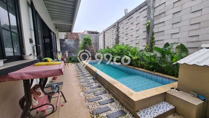 Ready to Use! Luxury House LT 400m2 Desain Elegan di Kelapa Dua Ready to Use! Luxury House LT 400m2 Desain Elegan di Kelapa Dua