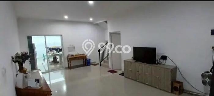 For Sale Rumah 3 Kamar Lokasi Strategis Nyaman dan Strategis di Karang Tengah For Sale Rumah 3 Kamar Lokasi Strategis Nyaman dan Strategis di Karang Tengah