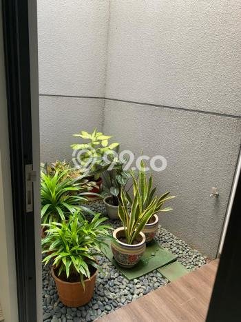 LOKASI STRATEGIS! Rumah di , Akses ke Stasiun, 4 KM, LT 135m2m² Bangunan 162m2m² LOKASI STRATEGIS! Rumah di , Akses ke Stasiun, 4 KM, LT 135m2m² Bangunan 162m2m²