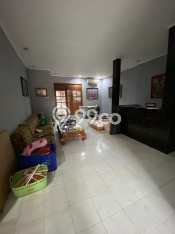 Hunian Nyaman Asri 4 KT Siap Pakai di Meruya Jakarta Barat Hunian Nyaman Asri 4 KT Siap Pakai di Meruya Jakarta Barat