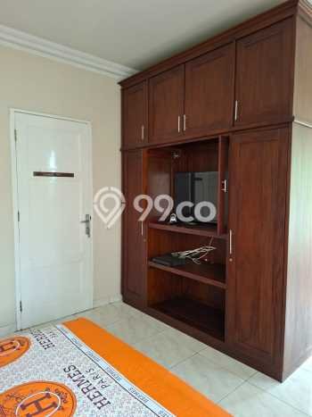 Lokasi strategis! Rumah siap pakai disewakan di BSD LB 200m2 Lokasi strategis! Rumah siap pakai disewakan di BSD LB 200m2