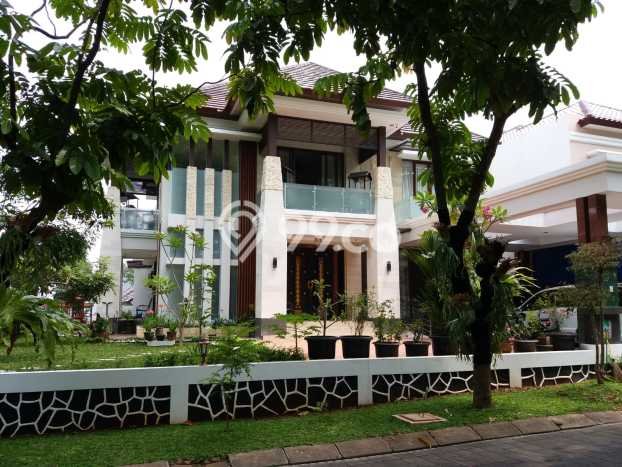 For Sale! Premium House LT 641m2 Desain Elegan di Cipedak For Sale! Premium House LT 641m2 Desain Elegan di Cipedak