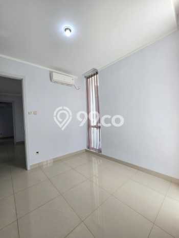 Disewakan! Rumah 3 Kamar Tidur &
3 Kamar Mandi di Bintaro, Tangerang Selatan Disewakan! Rumah 3 Kamar Tidur &
3 Kamar Mandi di Bintaro, Tangerang Selatan