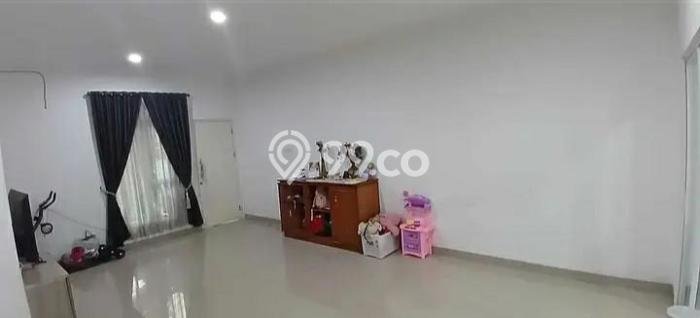 For Sale Rumah 3 Kamar Lokasi Strategis Nyaman dan Strategis di Karang Tengah For Sale Rumah 3 Kamar Lokasi Strategis Nyaman dan Strategis di Karang Tengah