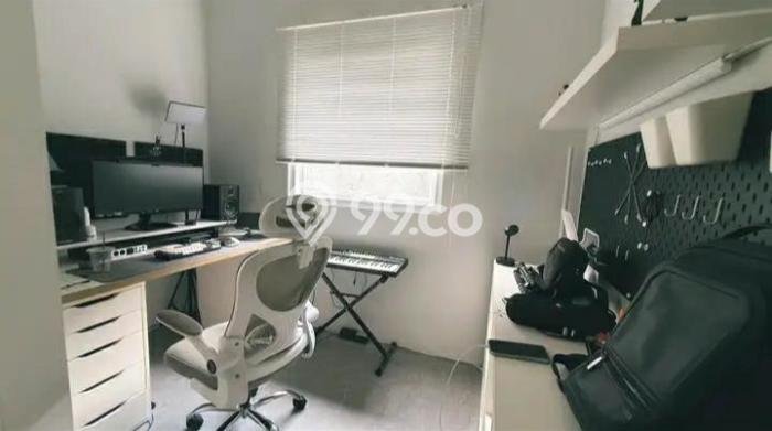 Rumah Modern 3 KT di Cirendeu Jakarta Selatan Full Furnished Rumah Modern 3 KT di Cirendeu Jakarta Selatan Full Furnished