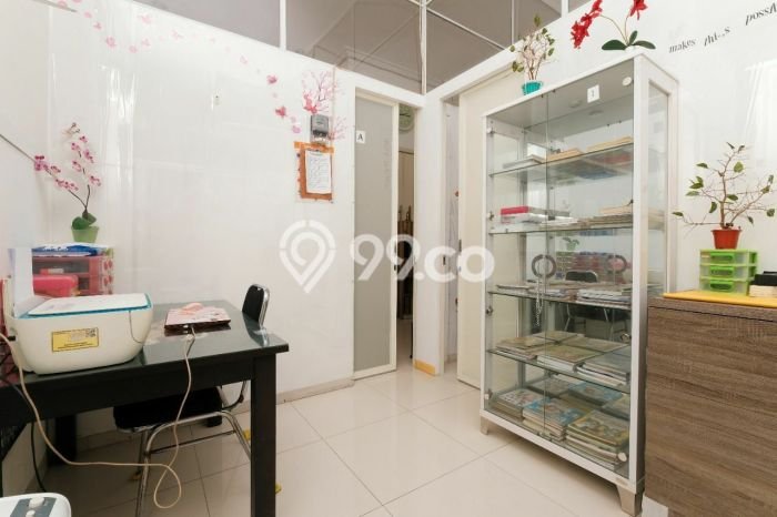 Dijual Cepat Rumah Favorit Siap Huni LB 150m2 di Rungkut, Surabaya Dijual Cepat Rumah Favorit Siap Huni LB 150m2 di Rungkut, Surabaya