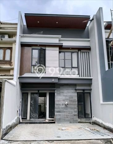Rumah Elit Modern Tanpa Renovasi di Semolowaru Surabaya Rumah Elit Modern Tanpa Renovasi di Semolowaru Surabaya