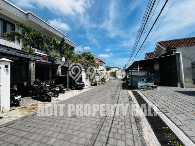 Kos-kosan Dijual di Gelogor Carik Denpasar Luas 450m2 Kos-kosan Dijual di Gelogor Carik Denpasar Luas 450m2