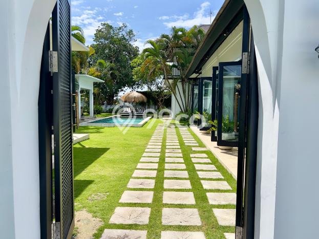 LOKASI TERBAIK! Vila di , Luas 1000m2m², Lingkungan Tenang dan nyaman LOKASI TERBAIK! Vila di , Luas 1000m2m², Lingkungan Tenang dan nyaman