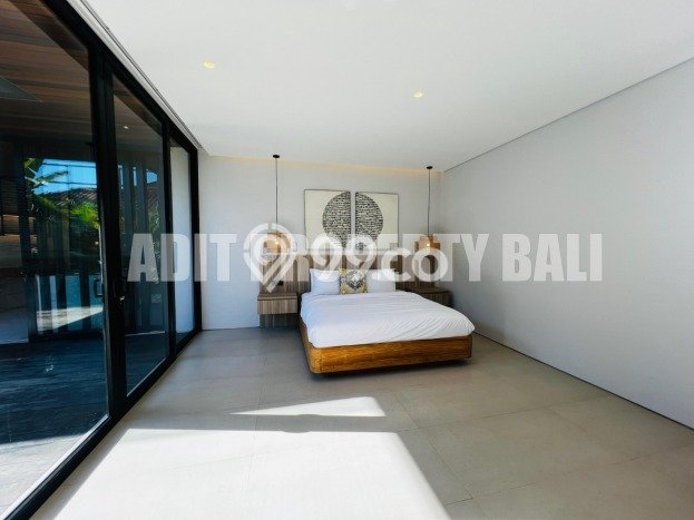 Vila di , Luas 210m2m², Area Premium Vila di , Luas 210m2m², Area Premium