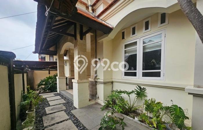 Dijual Vila Kawasan , Dimensi 288m2m², Lingkungan Asri Dijual Vila Kawasan , Dimensi 288m2m², Lingkungan Asri