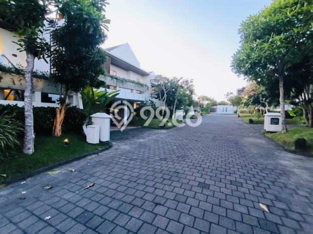 DIJUAL! Vila Kawasan Ungasan, Luas 405m², Akses Mudah Pusat Kota DIJUAL! Vila Kawasan Ungasan, Luas 405m², Akses Mudah Pusat Kota