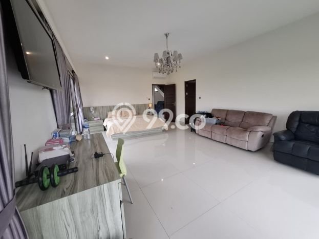 DIJUAL! Vila Kawasan , Luas 405m2m², Posisi Premium DIJUAL! Vila Kawasan , Luas 405m2m², Posisi Premium