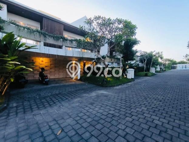 DIJUAL! Vila Kawasan Ungasan, Luas 405m², Akses Mudah Pusat Kota DIJUAL! Vila Kawasan Ungasan, Luas 405m², Akses Mudah Pusat Kota