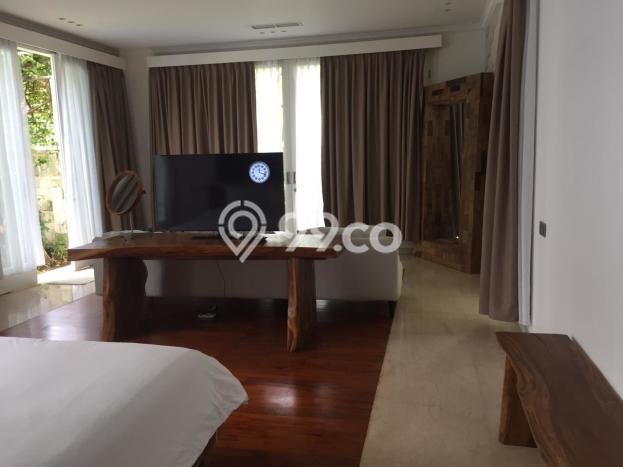 LOKASI STRATEGIS! Vila di , Area 400m2m², Akses ke fasilitas umum LOKASI STRATEGIS! Vila di , Area 400m2m², Akses ke fasilitas umum