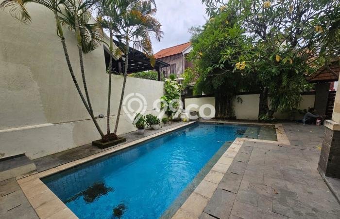 Dijual Vila Kawasan , Dimensi 288m2m², Lingkungan Asri Dijual Vila Kawasan , Dimensi 288m2m², Lingkungan Asri