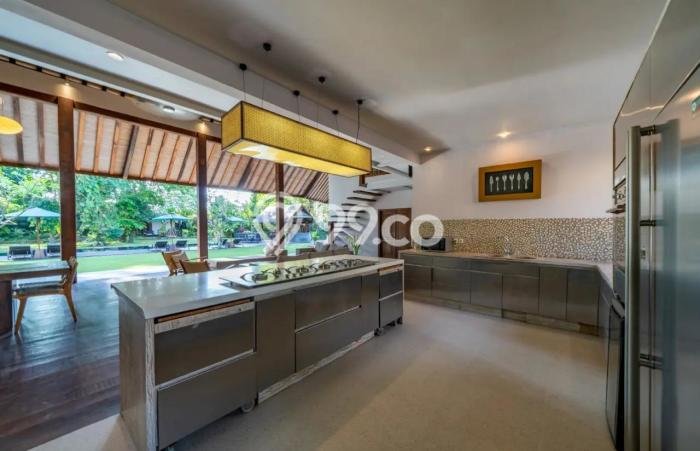 Investasi Menjanjikan! Vila Kawasan , Dimensi 2800m2m², Akses ke Fasilitas Umum Investasi Menjanjikan! Vila Kawasan , Dimensi 2800m2m², Akses ke Fasilitas Umum