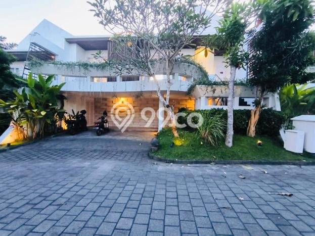 DIJUAL! Vila Kawasan Ungasan, Luas 405m², Akses Mudah Pusat Kota DIJUAL! Vila Kawasan Ungasan, Luas 405m², Akses Mudah Pusat Kota