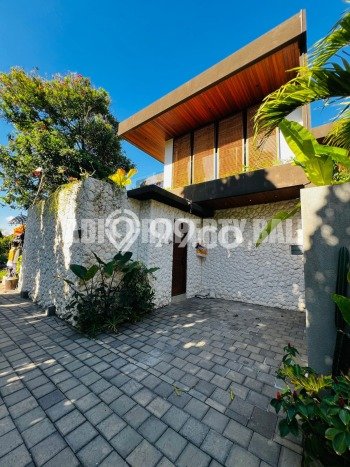 Vila di , Luas 210m2m², Area Premium Vila di , Luas 210m2m², Area Premium