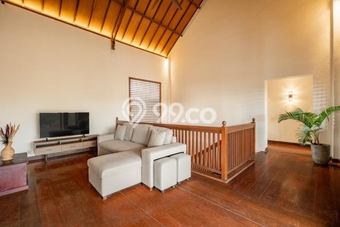 LOKASI STRATEGIS! Vila Kawasan , Luas 600m2m², Lokasi Strategis LOKASI STRATEGIS! Vila Kawasan , Luas 600m2m², Lokasi Strategis