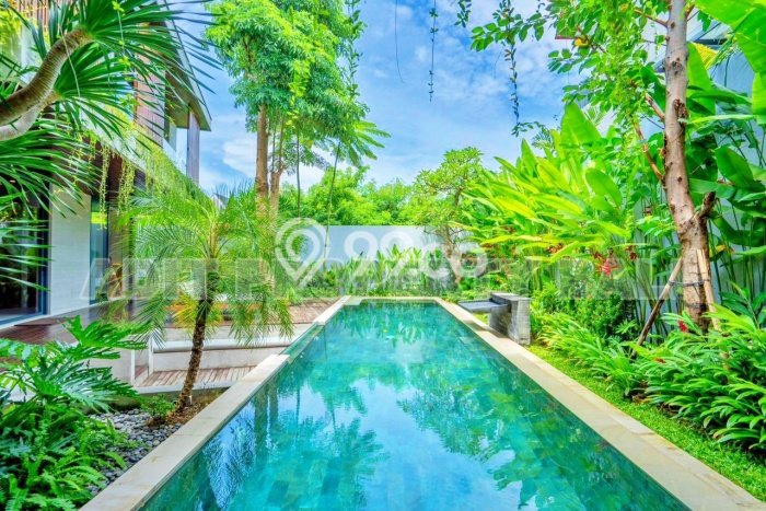 FOR SALE! Vila di , Luas 500m2m², Akses Mudah Pusat Kota FOR SALE! Vila di , Luas 500m2m², Akses Mudah Pusat Kota